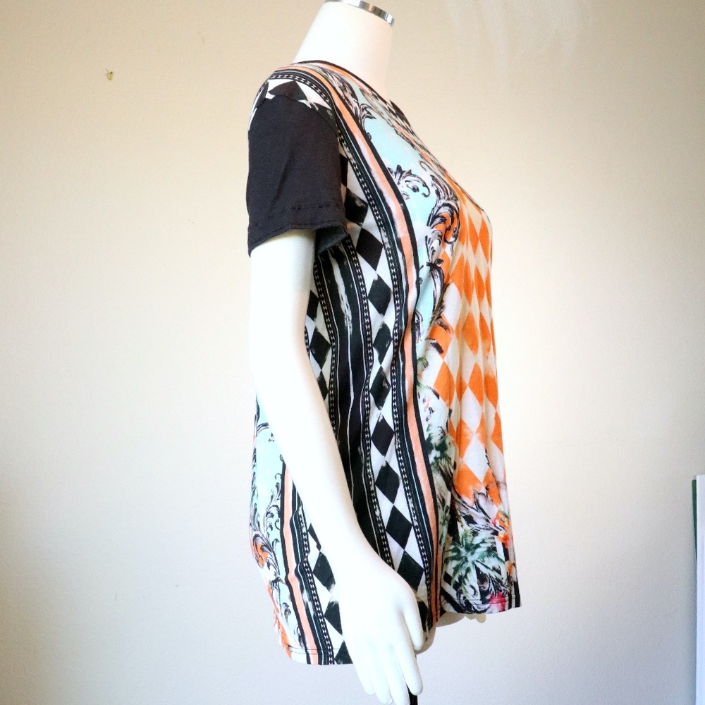 Balmain cotton v-neck short sleeve tee in harlequin print - Picture 6 of 11